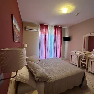 Le Residenze Di Santa Costanza - Le Dimore San Vincenzo